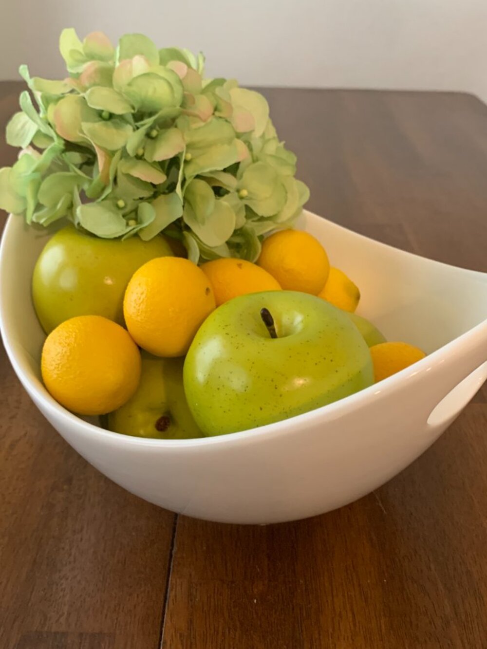 Palm Restaurant Modern White Ceramic Large Serving Bowl Side Handles Dishwasher